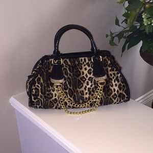 Dereon - Stlyish Leopard Print Purse